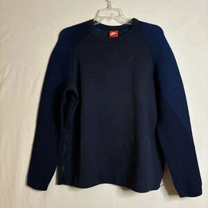 Nike Women's Tech Sportswear Fleece Crew Shirt Navy Blue Royal Blue Size Large